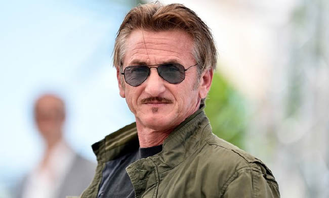 «شون پن» هم نویسنده شد